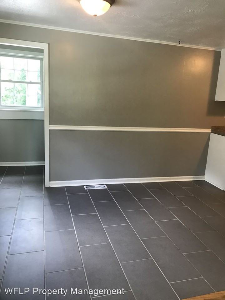 812 Mercury St - Photo 3 of 20