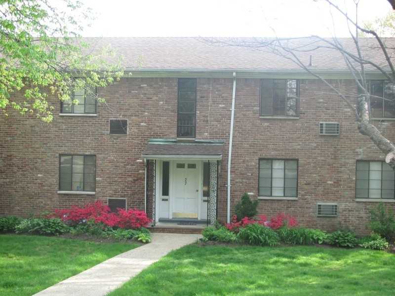 27 Troy Dr #27B - Photo 2 of 17