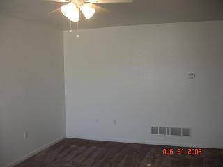 511 Elliott Ln - Photo 2 of 11