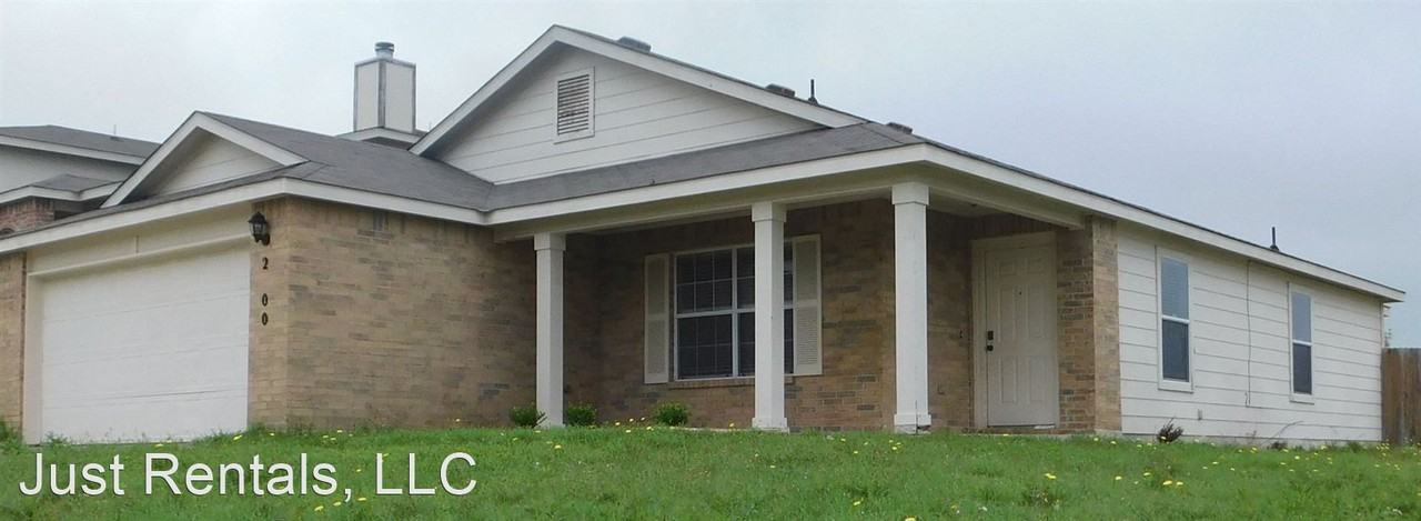 2900 Blackburn Dr - Photo 2 of 50