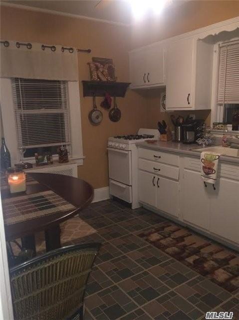 260 Earle Avenue - Photo 3 of 6