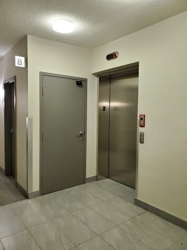 2910 Rue Ontario East #1111