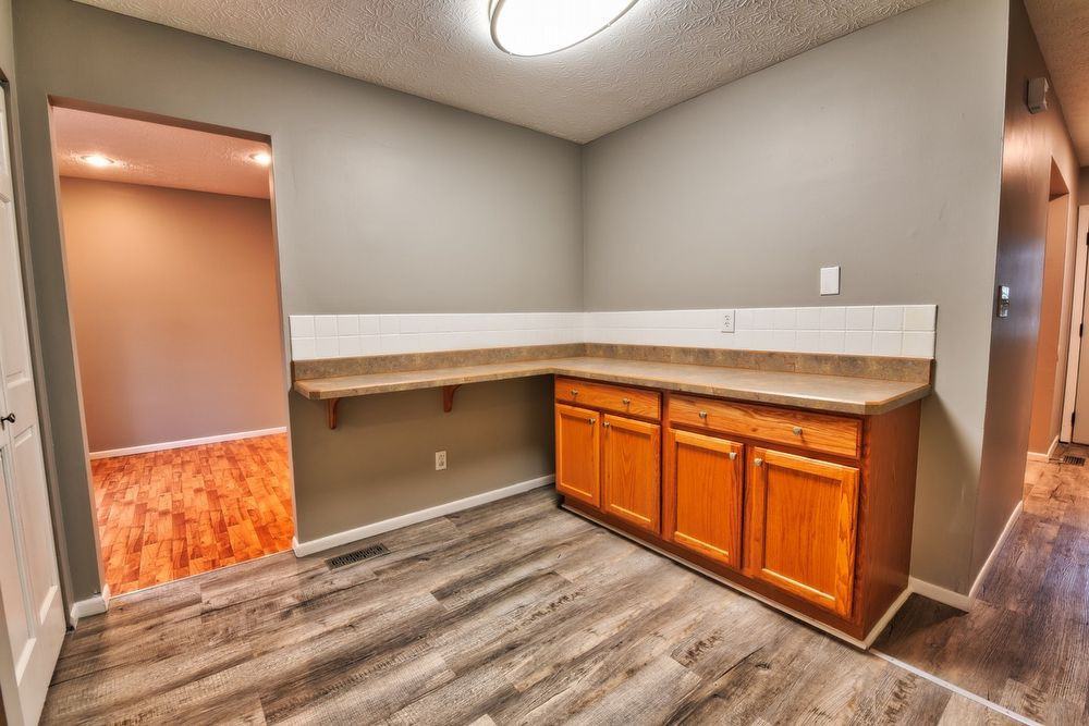 2756 Sawmill Meadows Ave - Photo 3 of 16