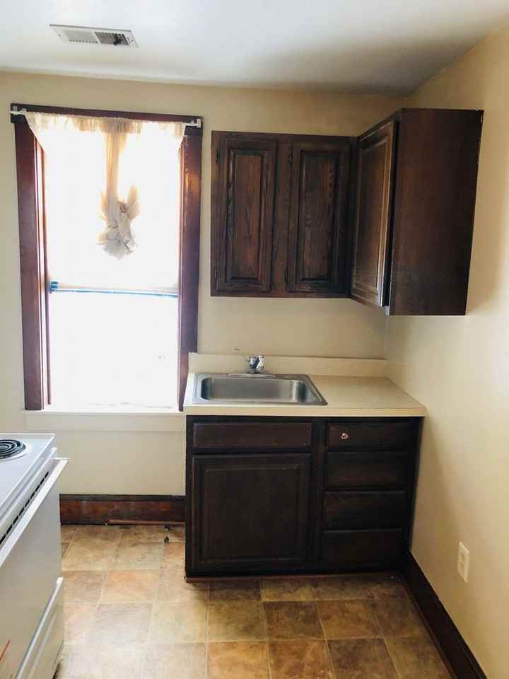 1301 N Main Street B #B - Photo 2 of 10