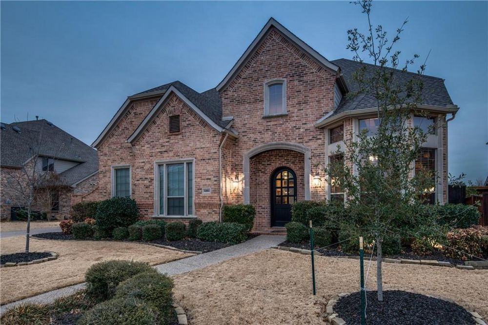 1261 Gladewater Dr - Photo 2 of 18