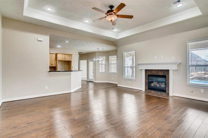 9411 Trinidad Dr - Photo 3 of 18