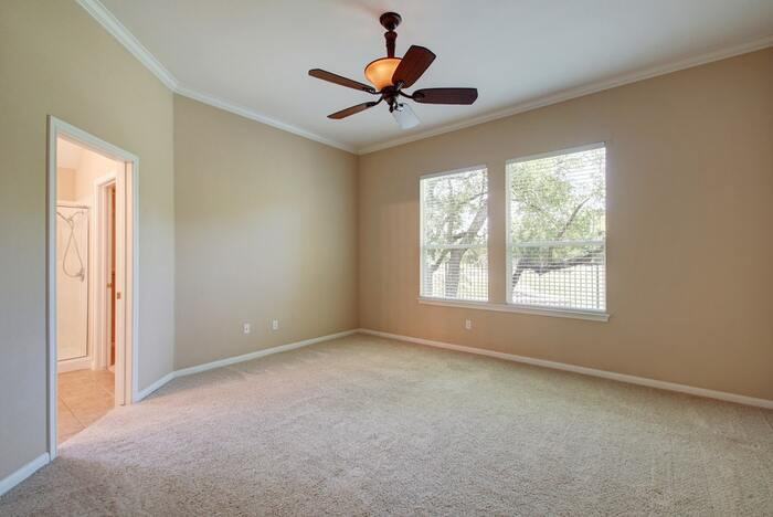 3840 Aqua Ln - Photo 3 of 28