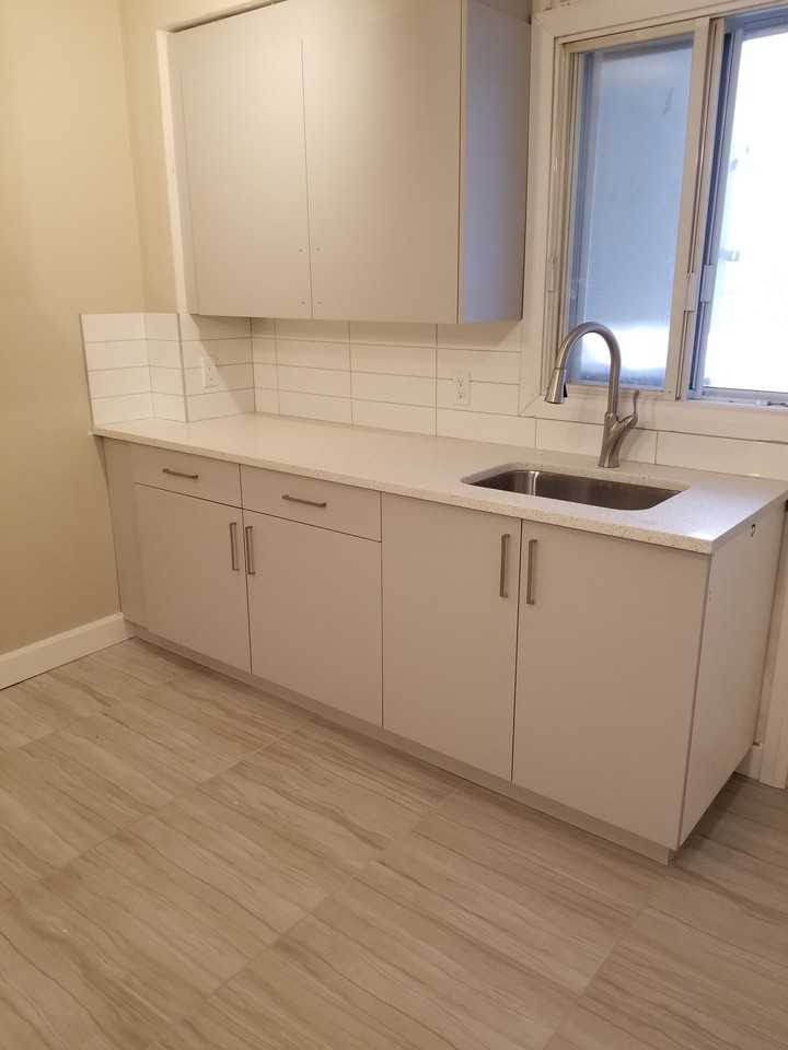 2354 Rue Wurtele - Photo 3 of 14