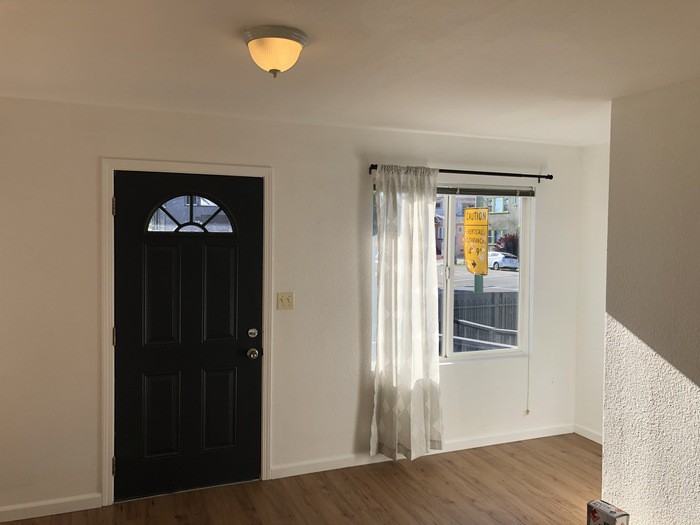 4144 Martin Luther King Jr Way #1