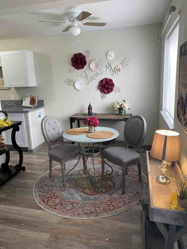 116 Tyler Ave - Photo 3 of 24