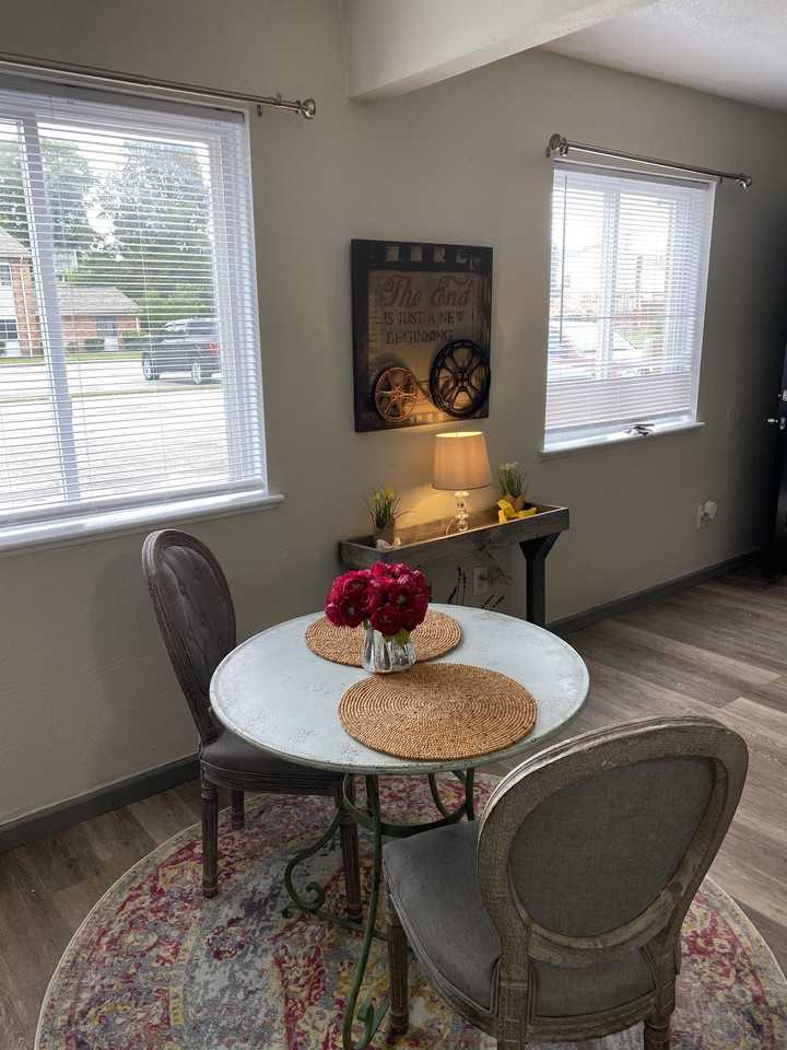 116 Tyler Ave - Photo 7 of 24