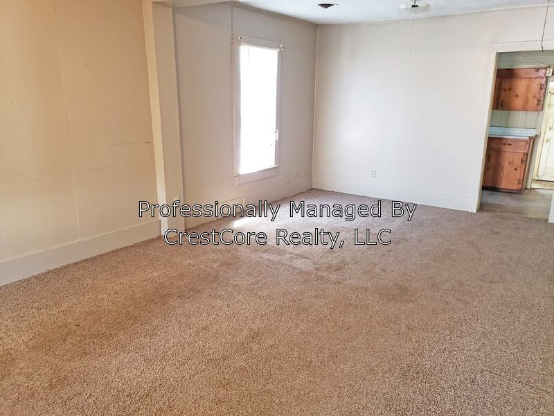 403 Bell Ave - Photo 2 of 9