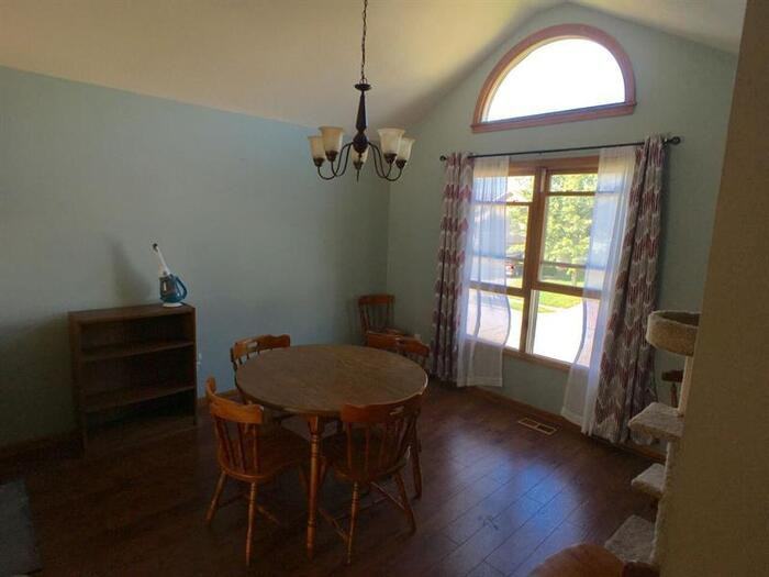 21149 West 126th Street - Photo 3 of 7