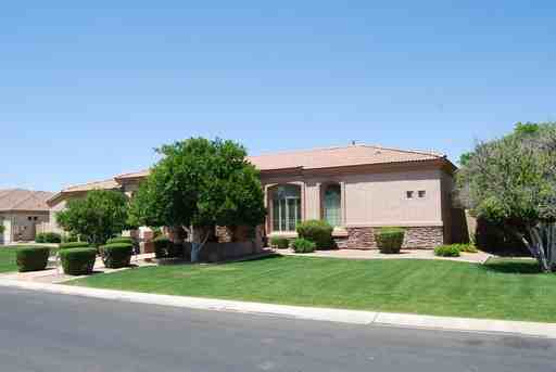 3260 E Ivyglen Cir - Photo 3 of 58