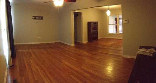 5007 N Harvey Pkwy - Photo 3 of 12