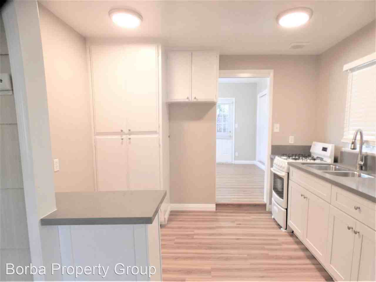 7906 Airlane Ave - Photo 3 of 12