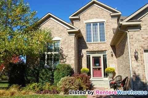 13930 Oakwood Ct NE - Photo 2 of 15