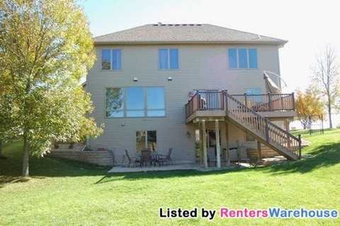 13930 Oakwood Ct NE - Photo 3 of 15