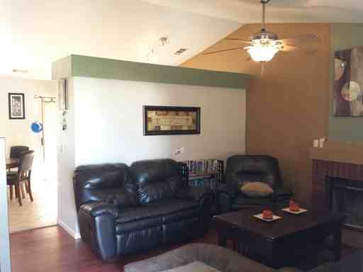 552 Julian St - Photo 3 of 11