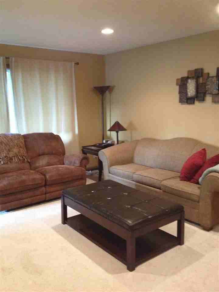 810 Welter Rd Se - Photo 2 of 7