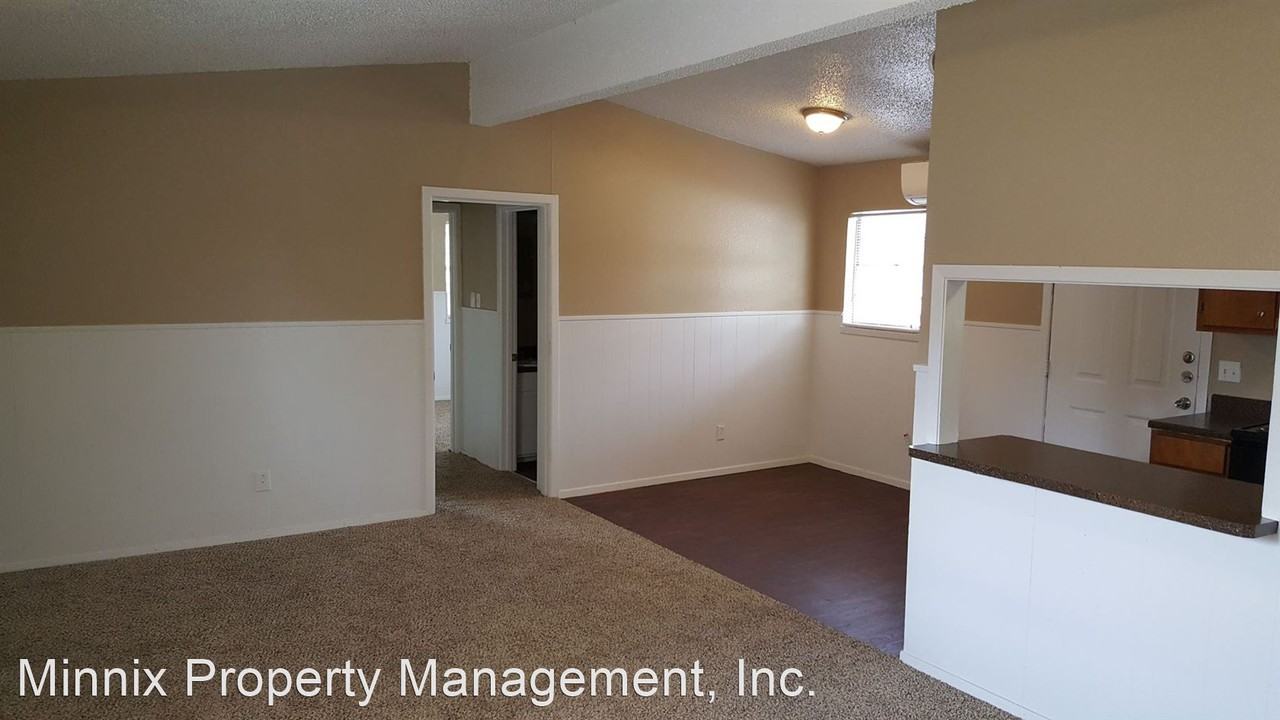 5606 46th St - Photo 2 of 34