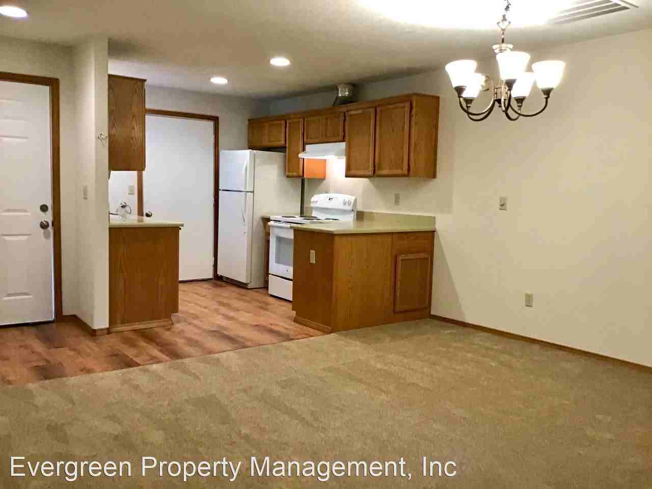 220-240 SE Kane Drive - Photo 3 of 18