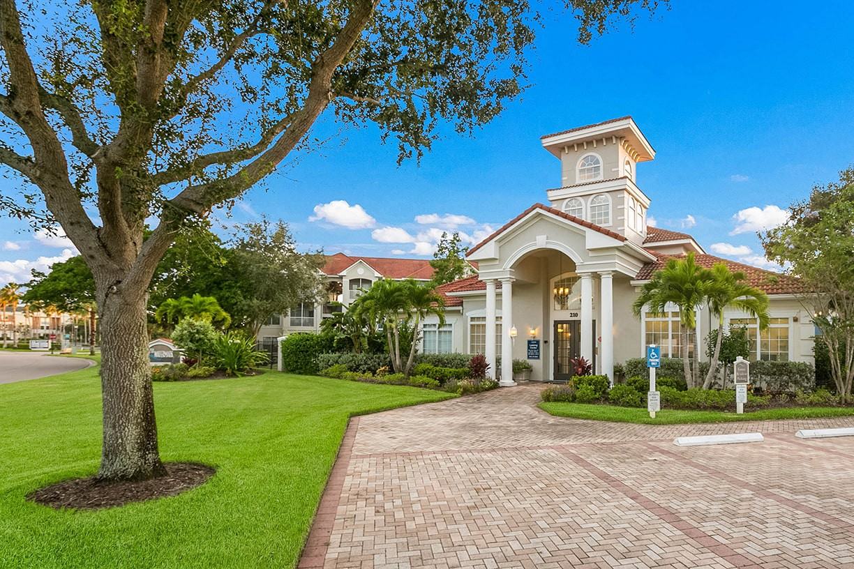 210 Watermark - Photo 2 of 47