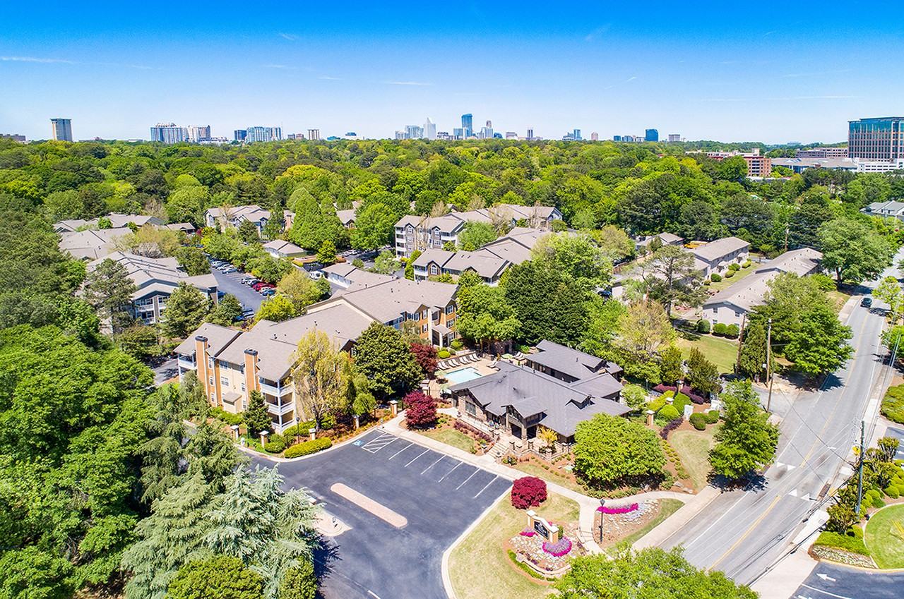 MAA Peachtree Hills - Photo 3 of 11
