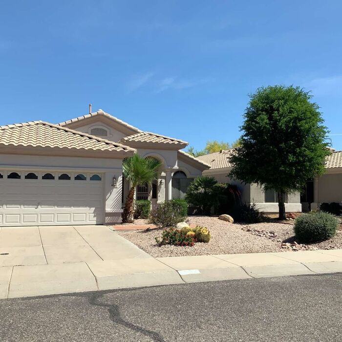 8122 E Theresa Dr - Photo 2 of 4