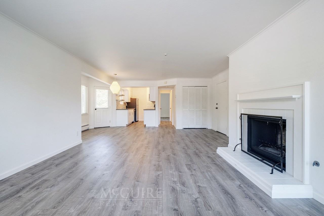 150 Seminary Dr 1f - Photo 2 of 29