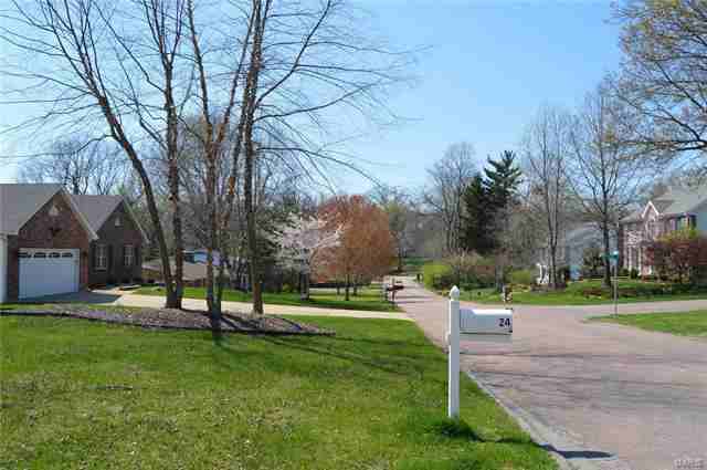 24 Chaminade Dr - Photo 2 of 20