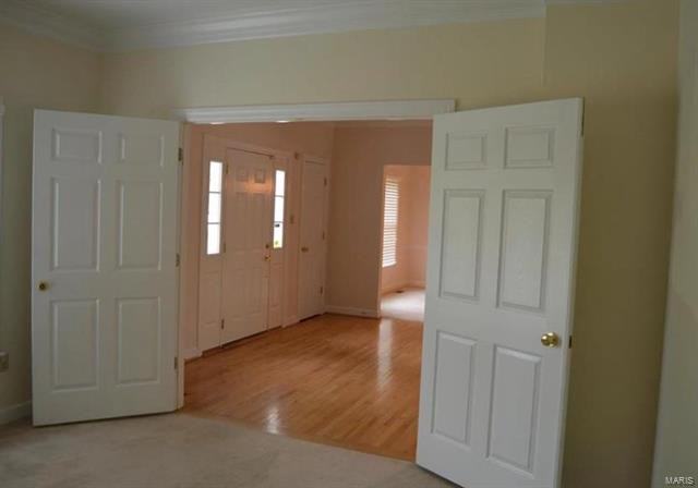 24 Chaminade Dr - Photo 3 of 20