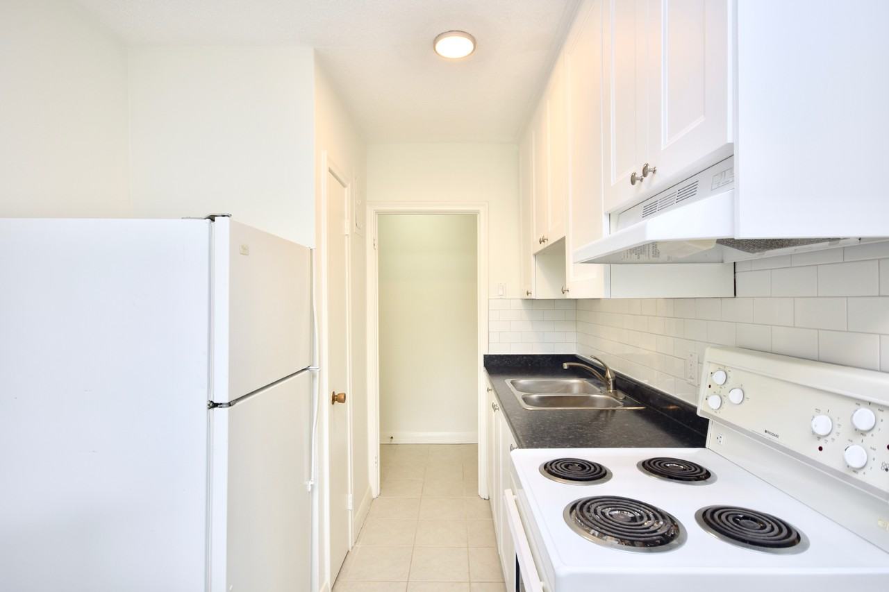 74 Shirley Avenue - Photo 3 of 6