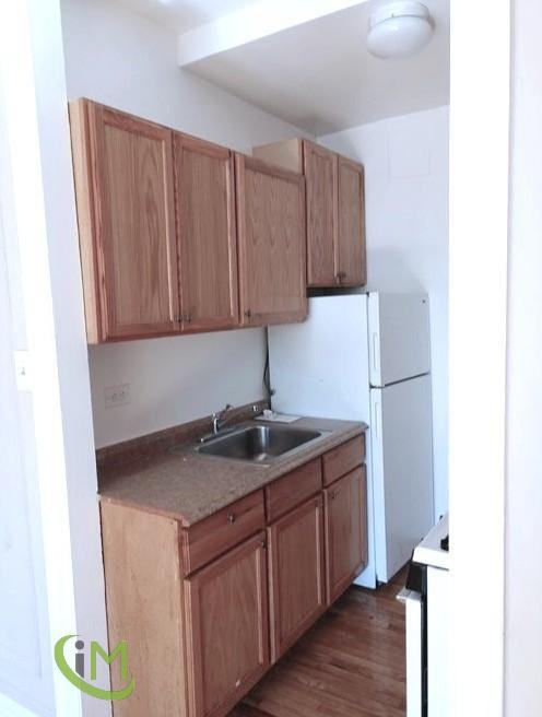 W Estes Ave - Photo 2 of 6