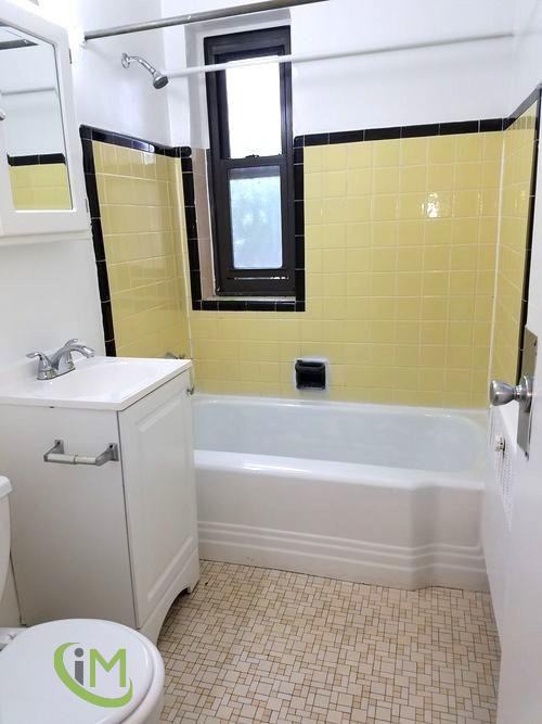 West Touhy Avenue #0406 - Photo 3 of 3