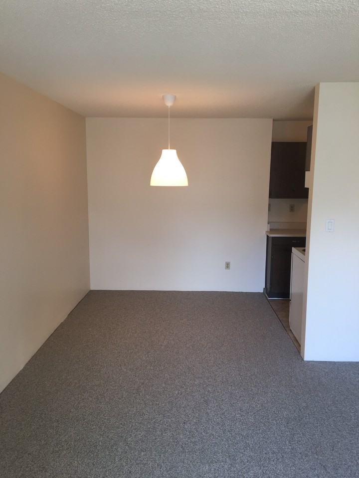 Francis Manor Apartments 7700 Francis Road 312, Richmond, BC V6Y 1A2