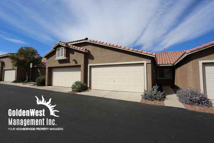 395 Rosado Springs Street - Photo 2 of 14