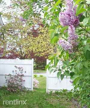 306 Whalom Rd - Photo 2 of 5