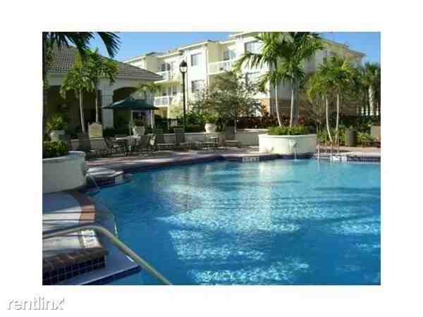 9833 Baywinds Dr - Photo 3 of 3