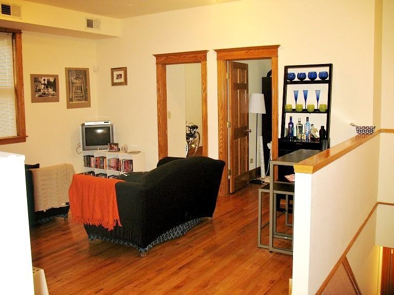 613 W. Briar - Photo 2 of 6