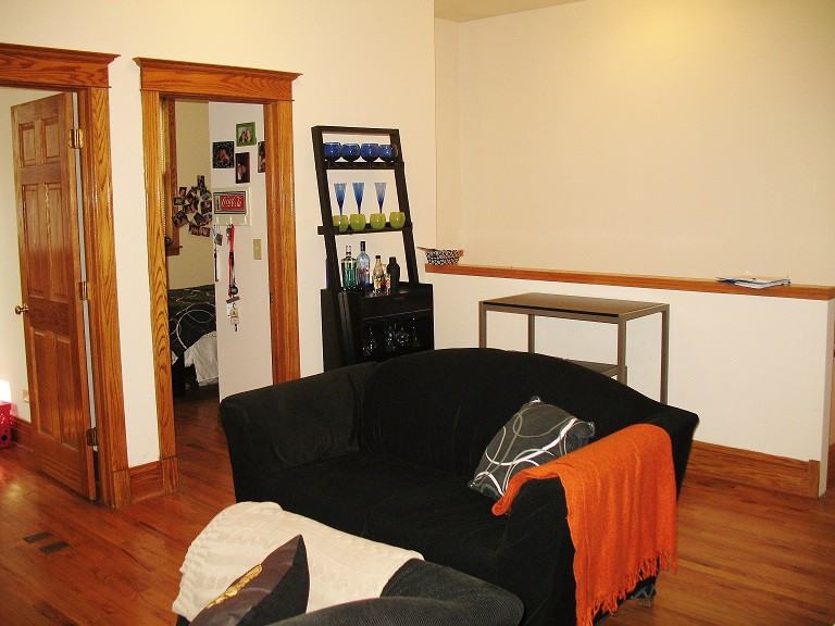 613 W. Briar - Photo 3 of 6