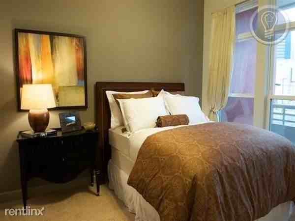 2611 Ross Ave #C2 - Photo 2 of 4