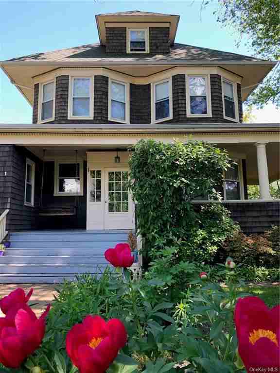 1 Brookdale Ave - Photo 2 of 17