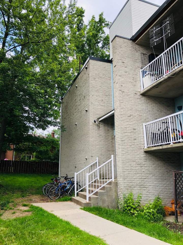 363 Erb St W - Photo 2 of 2