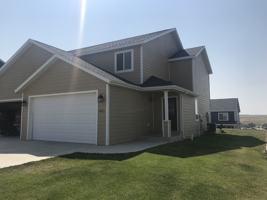 featured image of 5813 Vanessa Ave