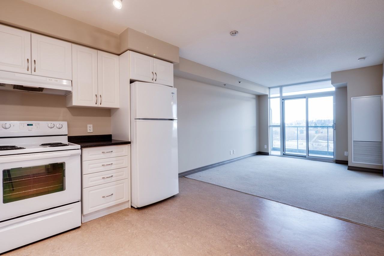 620 Martin Grove Rd - Photo 2 of 12