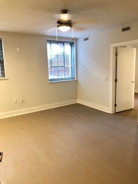 3003 Parkwood Avenue L103 #L103 - Photo 3 of 5