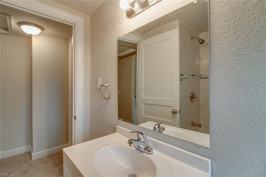 941 Dogwood Terrace - Photo 3 of 3