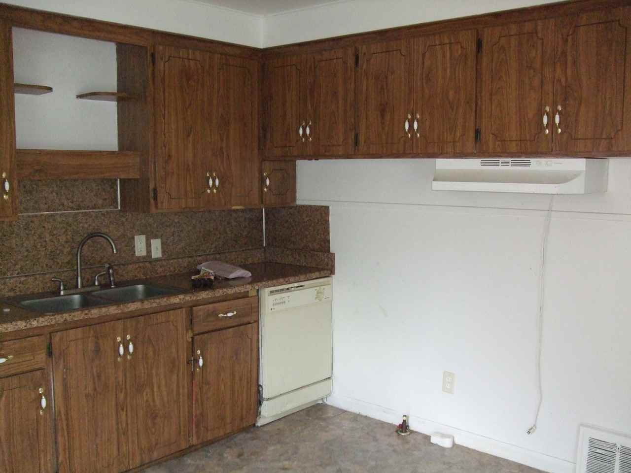 12920 Payton St - Photo 2 of 5