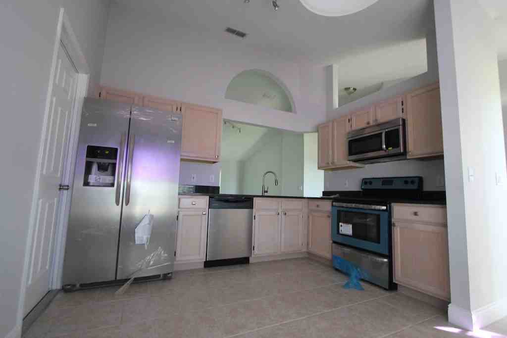 114 Sunset Ct - Photo 2 of 8